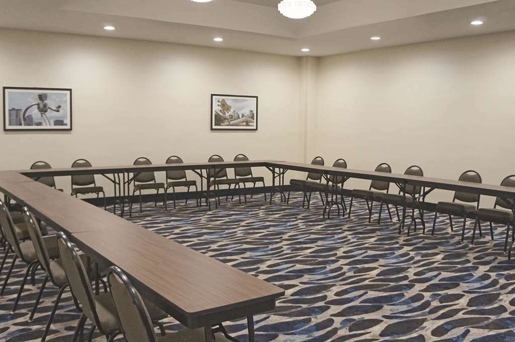 La Quinta By Wyndham Dallas Duncanville Facilități foto